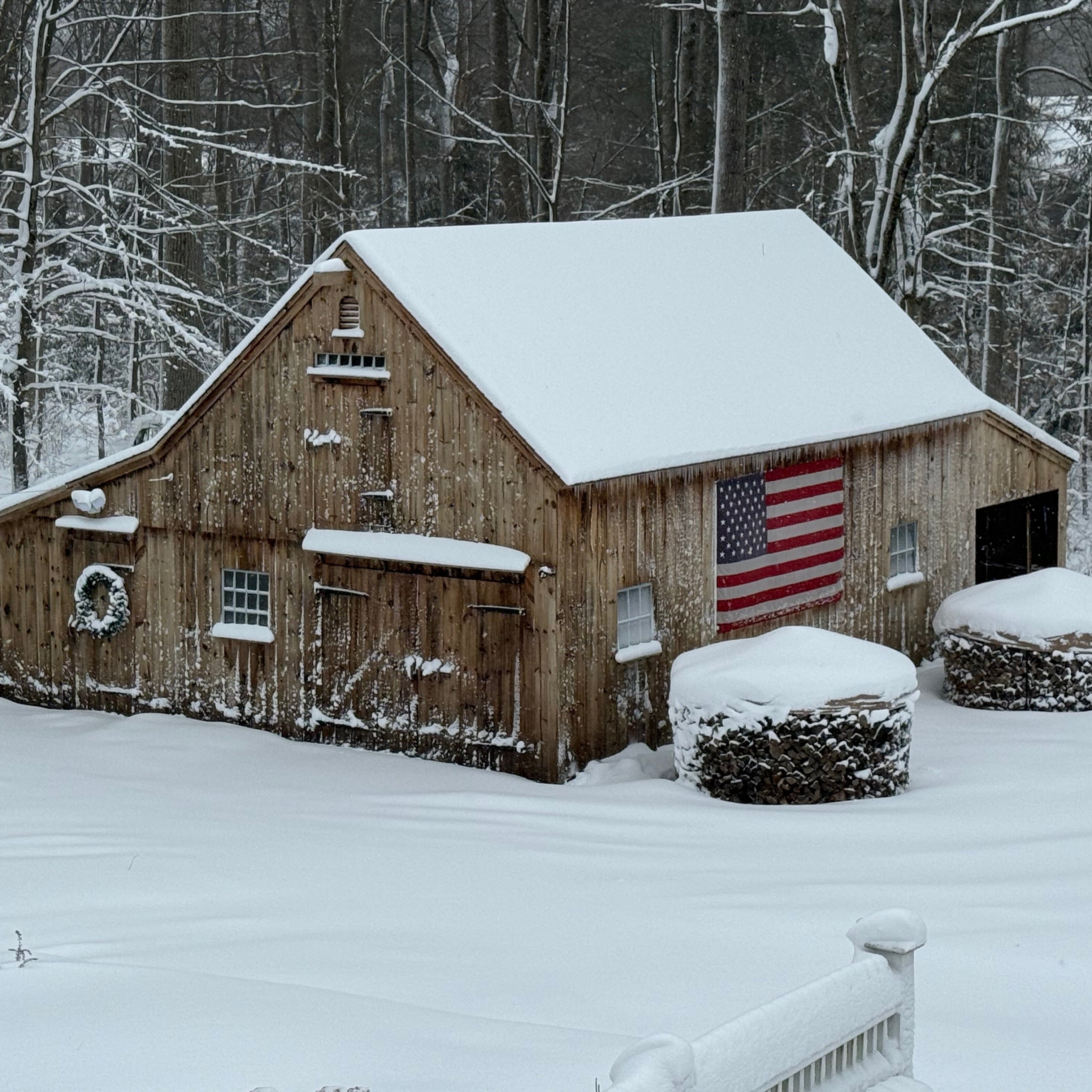 How to Store Firewood Outside (So It's Actually Dry When You Need It) | Cordwood Covers