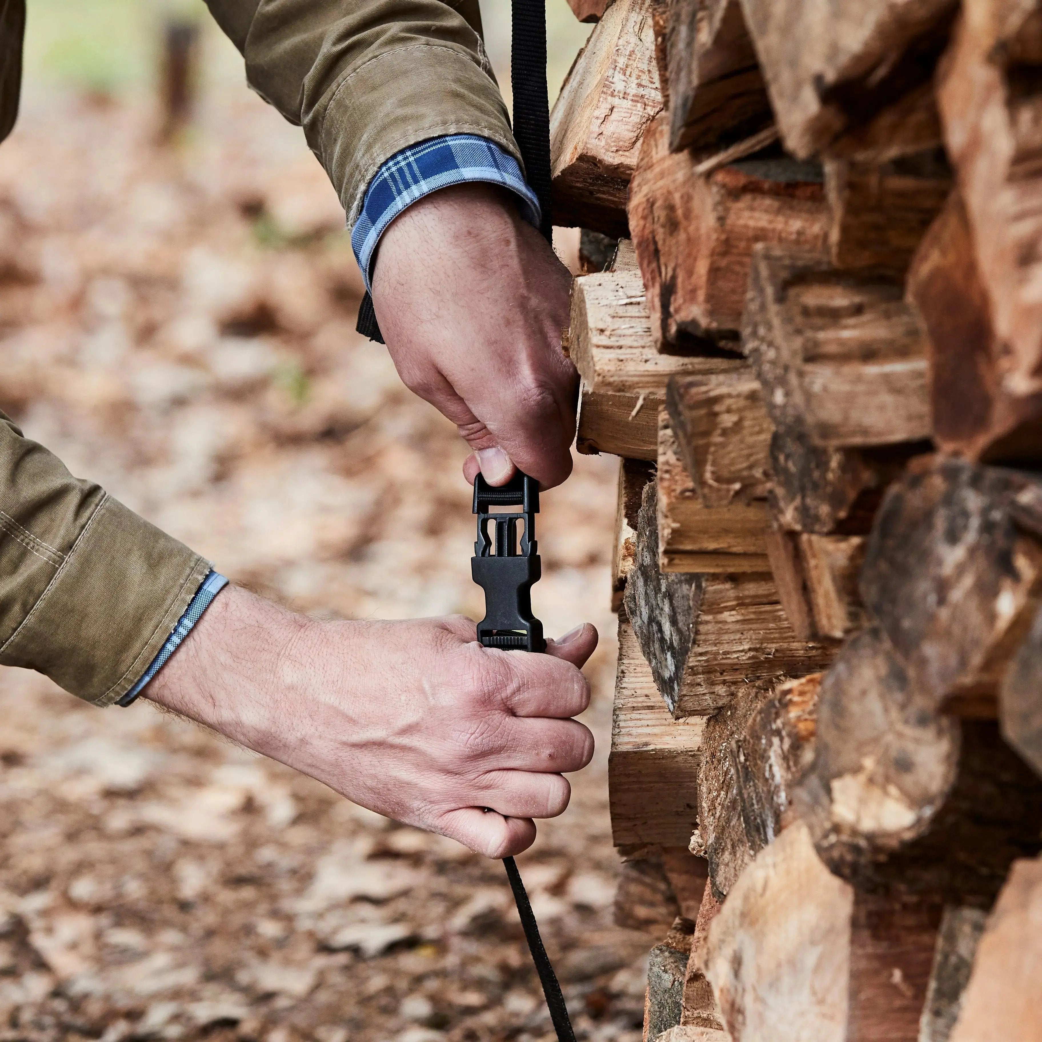 Cordwood covers buckle straps for cover
